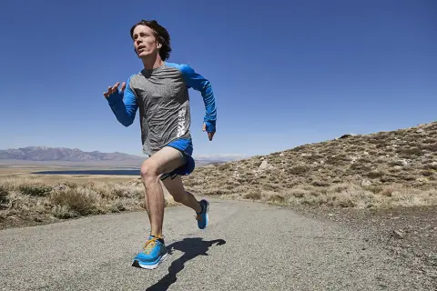 Vitesse moyenne pour un footing : trouvez votre rythme idéal sans risque