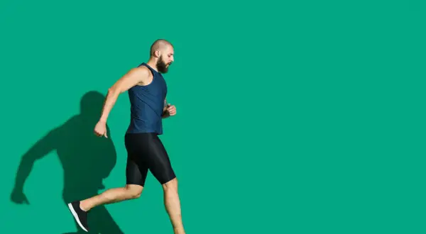 Améliorez votre forme avec le footing sur place à la maison