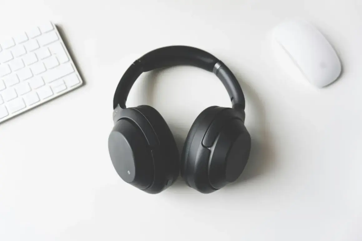 Les meilleurs casques audio pour footing : sécurité et confort essentiels